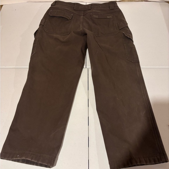 Duluth Trading Co Fleece Lined Brown Cargo Utility Work Pants Men’s Size 36x30 - Picture 7 of 7